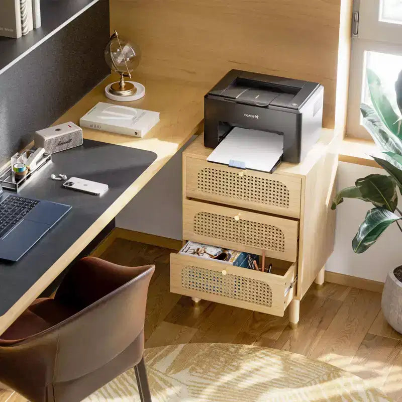 Comodino a 3 cassetti in laminato di legno naturale