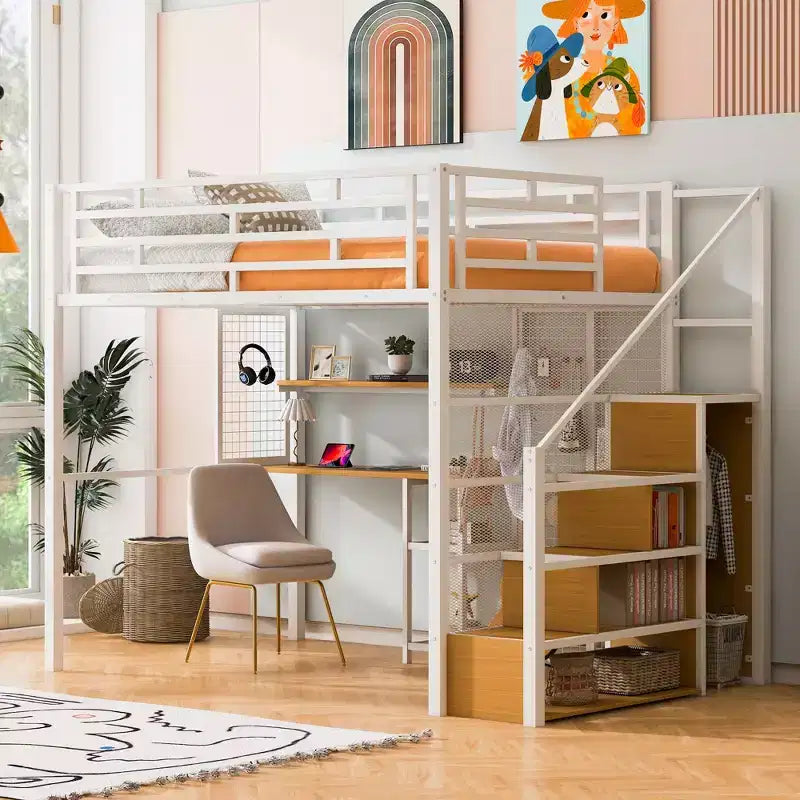 Letto a soppalco full size con scrivania, armadio e scala contenitore