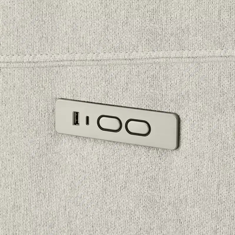 Poltrona Reclinabile Girevole con Funzione Glider e Porte USB