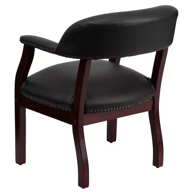 Sedia da conferenza con finitura decorativa sui braccioli