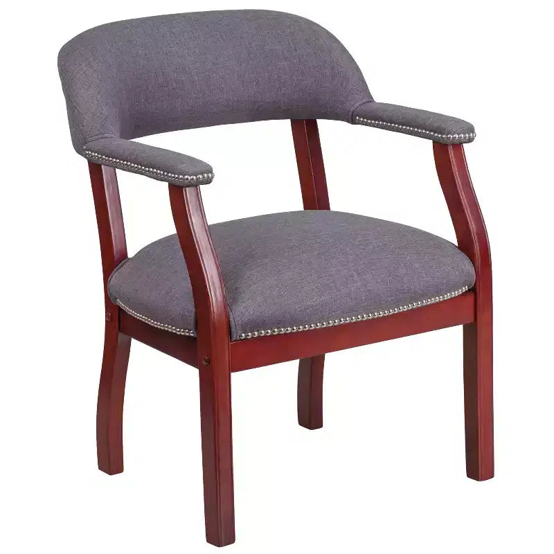 Sedia da conferenza con finitura decorativa sui braccioli